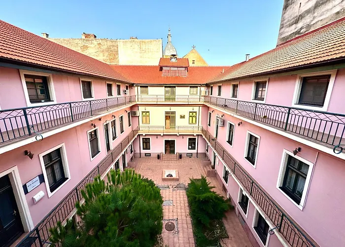 Le Dome-nobile Timişoara